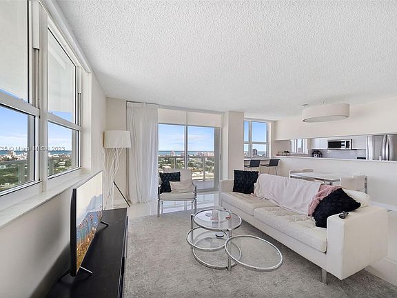 4th image of 650 West Ave APT 1912