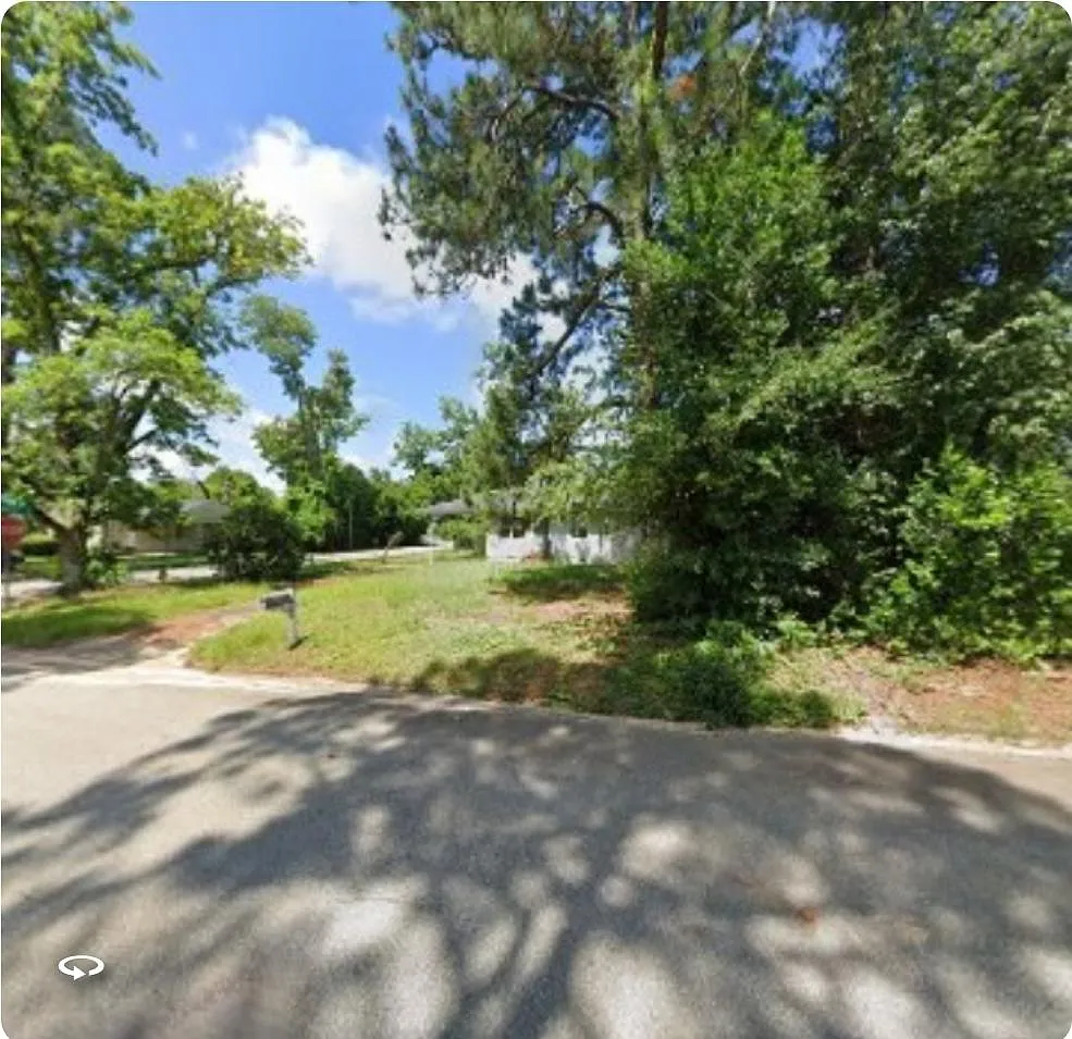Building Photo - 107 Shadowlawn Dr