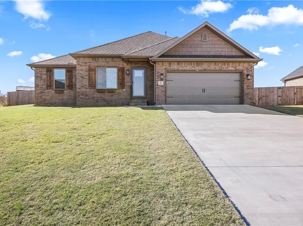 811 Pinnacle St, Prairie Grove, AR 72753