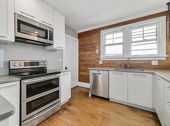 4th image of 429 Taylor Ave