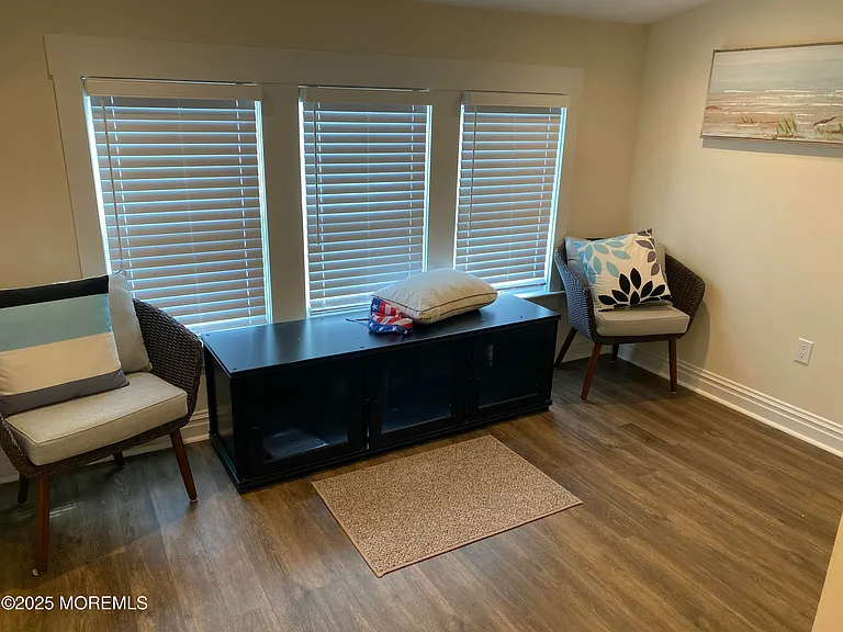 119 18th Ave — Photo 10