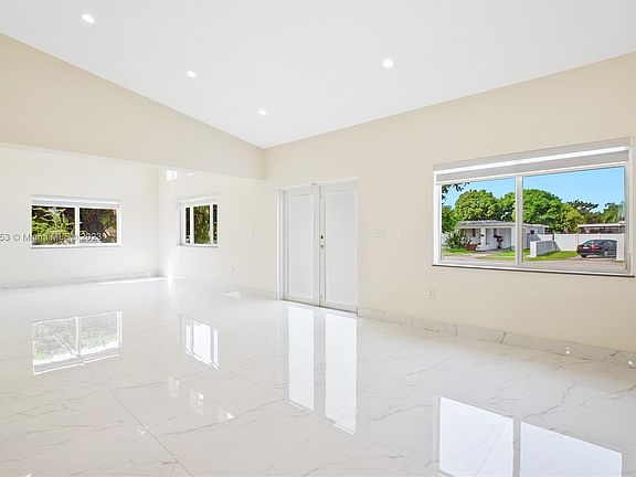 4th image of 281 Hammond Dr