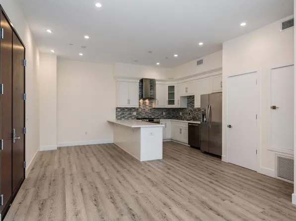 Regency Holt Apartments, 1237 S Holt Ave #305, Los Angeles, CA 90035