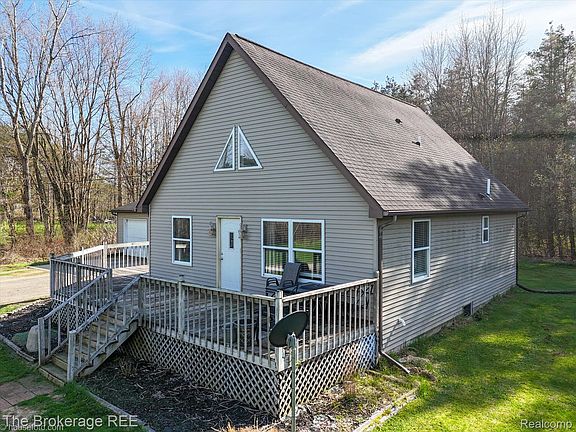 4th image of 14445 Harris Rd