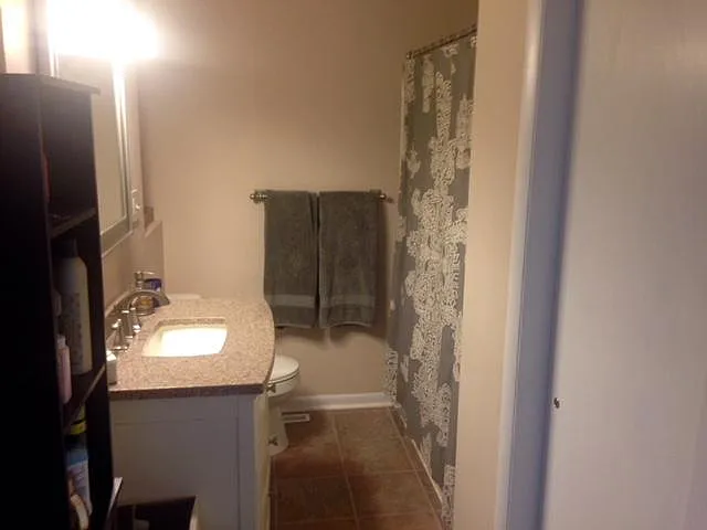 2328 N 65th Ave — Photo 6