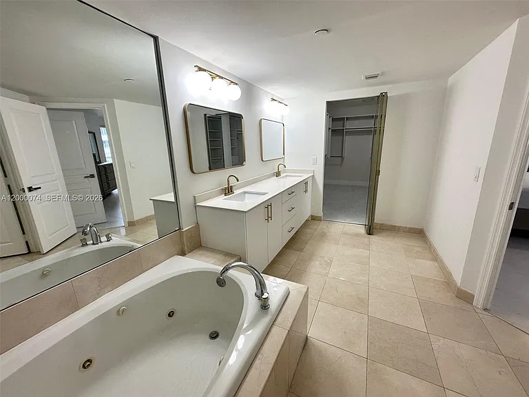 8925 Collins Ave #2J — Photo 25