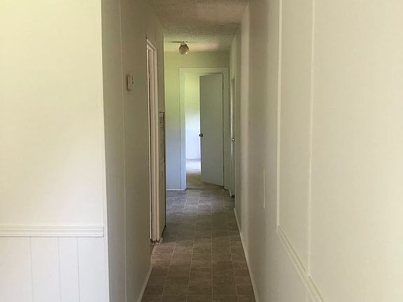 4th image of 480 Lee Road 799