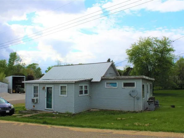 208 W Perkins St, Payson, IL 62360