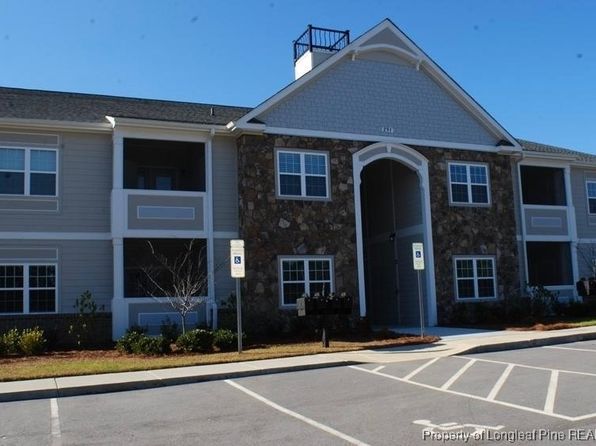 291 Gallery Dr UNIT 102, Spring Lake, NC 28390