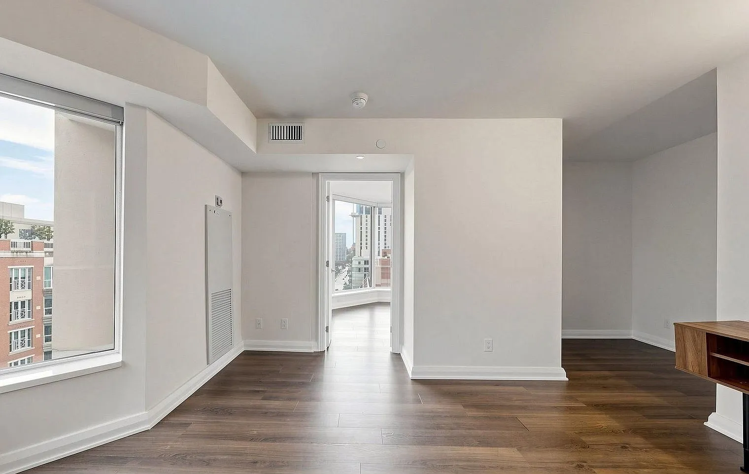 1 bed, 610 sqft, $2,480 — Photo 3