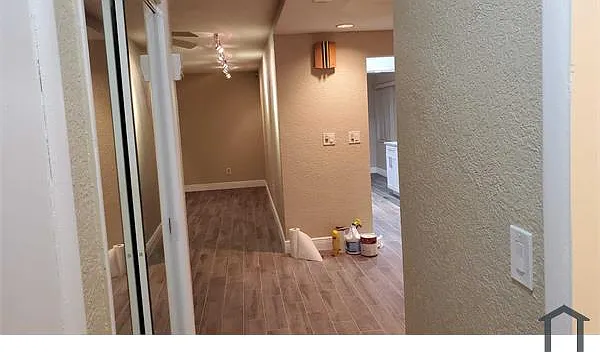 4401 NW 4th Ct — Photo 6
