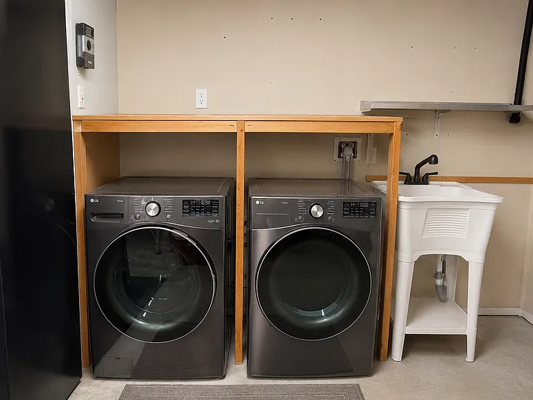 6308 Honeysuckle Dr — Photo 17