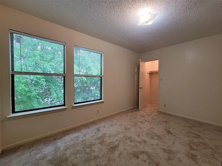 2804 Bull Run #B — Photo 9