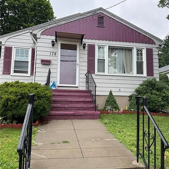 178 Sisson St — Photo 1