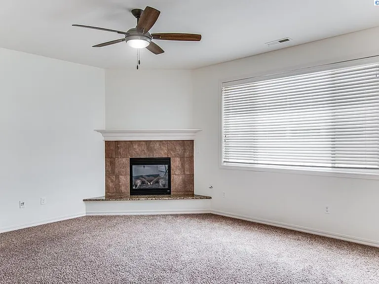 1815 Sunshine Ave — Photo 6