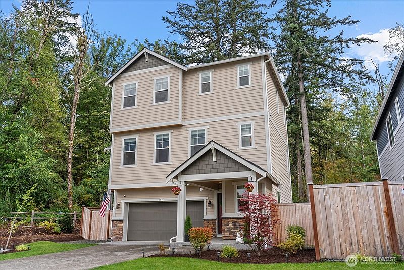 2nd image of 9644 206th Street Ct E