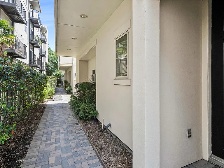 22 Hermann Park Ct — Photo 24