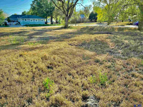 8th & Hubble St, Fairbury, NE 68352