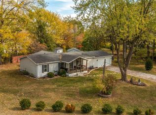 621 Myrtle St, Staunton, IL