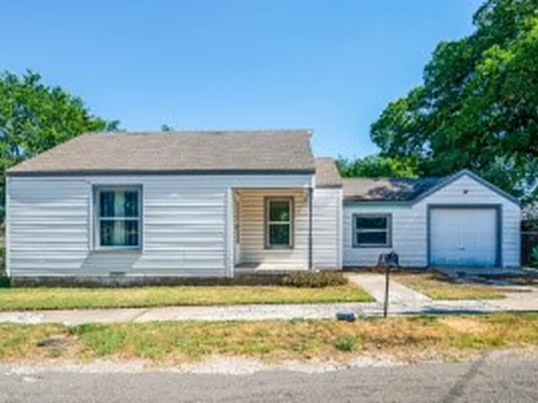 301 E Prince St, Decatur, TX 76234