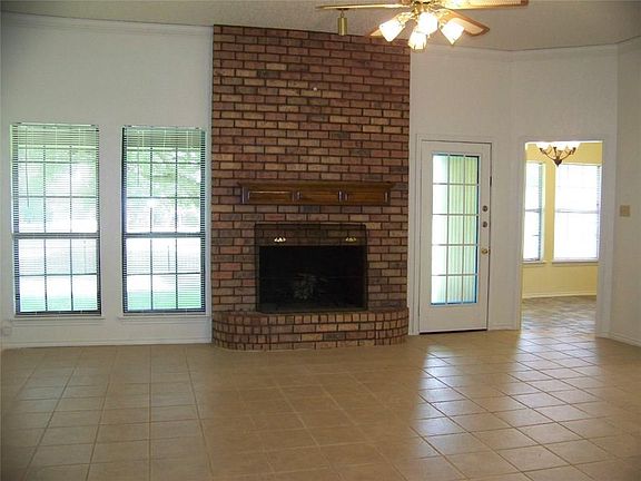 5th image of 1307 Spyglass Dr