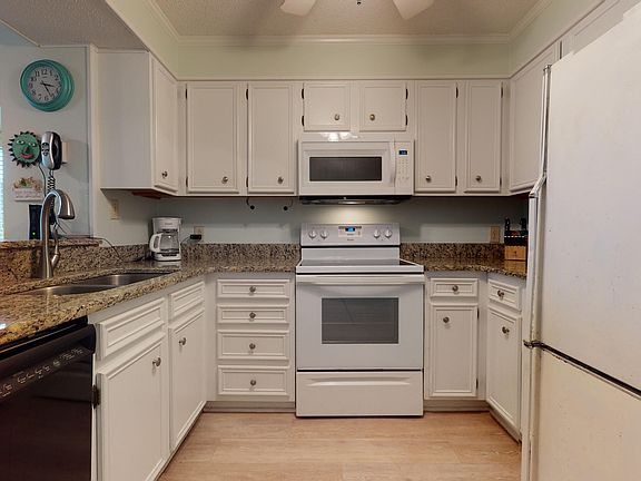 4th image of 2511 W Fort Macon Road #112 B