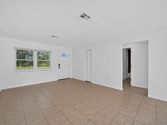 5th image of 10133 SW 84th Avenue Rd