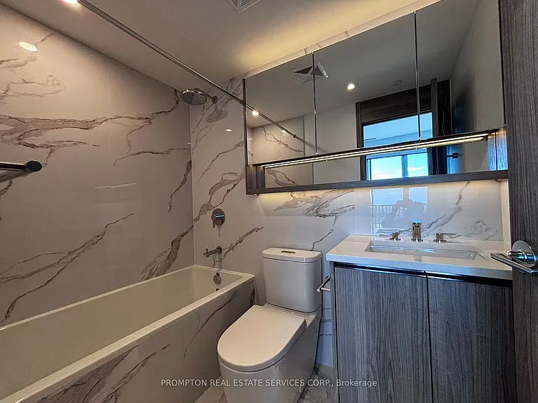 18 Esther Shiner Blvd #3109 — Photo 8