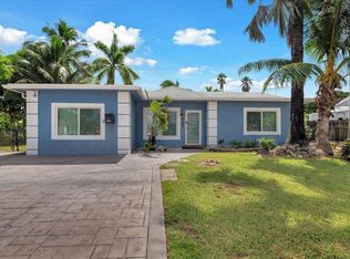 1388 Seaview, North Lauderdale, FL 33068