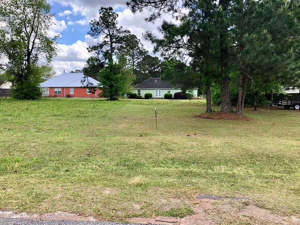 2nd image of 105 Oklahoma Cir