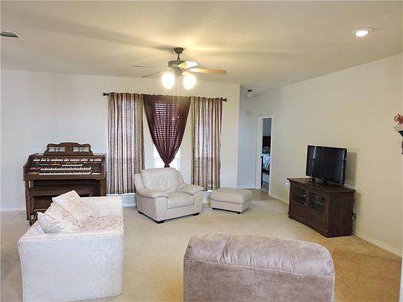 2nd image of 1428 Greenwich Dr