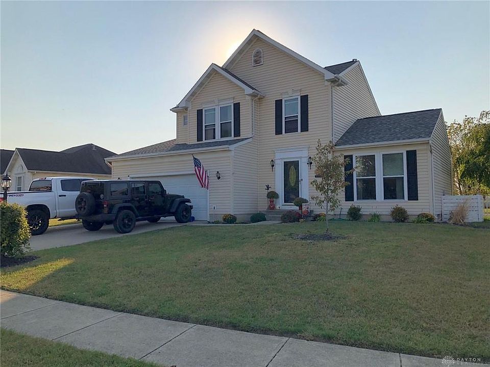 1st image of 21 Lance Dr