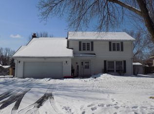 9701 102nd Pl N, Maple Grove, MN 55369