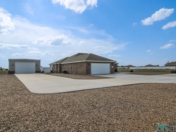 118 Crest Pointe Dr, Portales, NM 88130