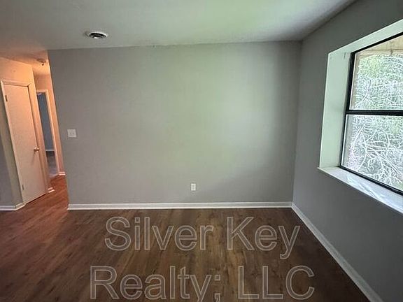 3rd image of 1206 Knoxville Ave APT 5