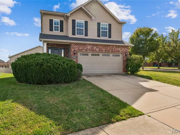 2502 London Ln, Belleville, IL 62221