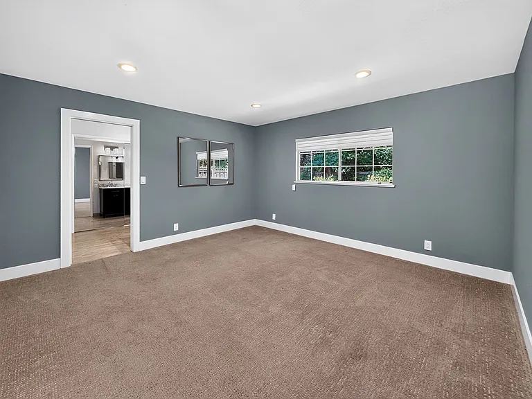 3221 Lunada Ln — Photo 33