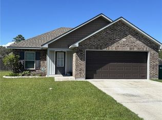 41651 Shallow Bend Dr, Ponchatoula, LA 70454