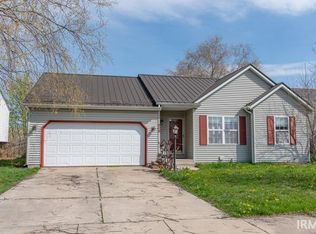 808 Lovechio Dr, Mishawaka, IN 46544