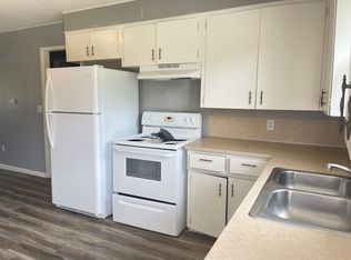 5409 S Hutchinson Ave, Battlefield, MO 65619