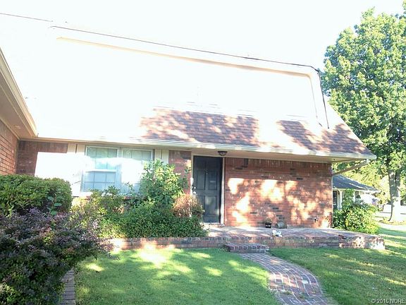 2nd image of 7838 S 70th Ave E