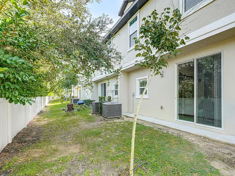 4417 Summer Flowers Pl — Photo 20