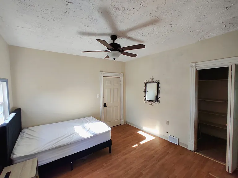 310 Marsonia St #1 — Photo 17