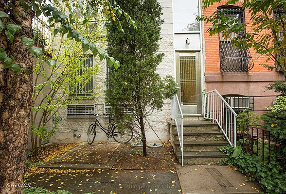 Rented by Corcoran | media 25