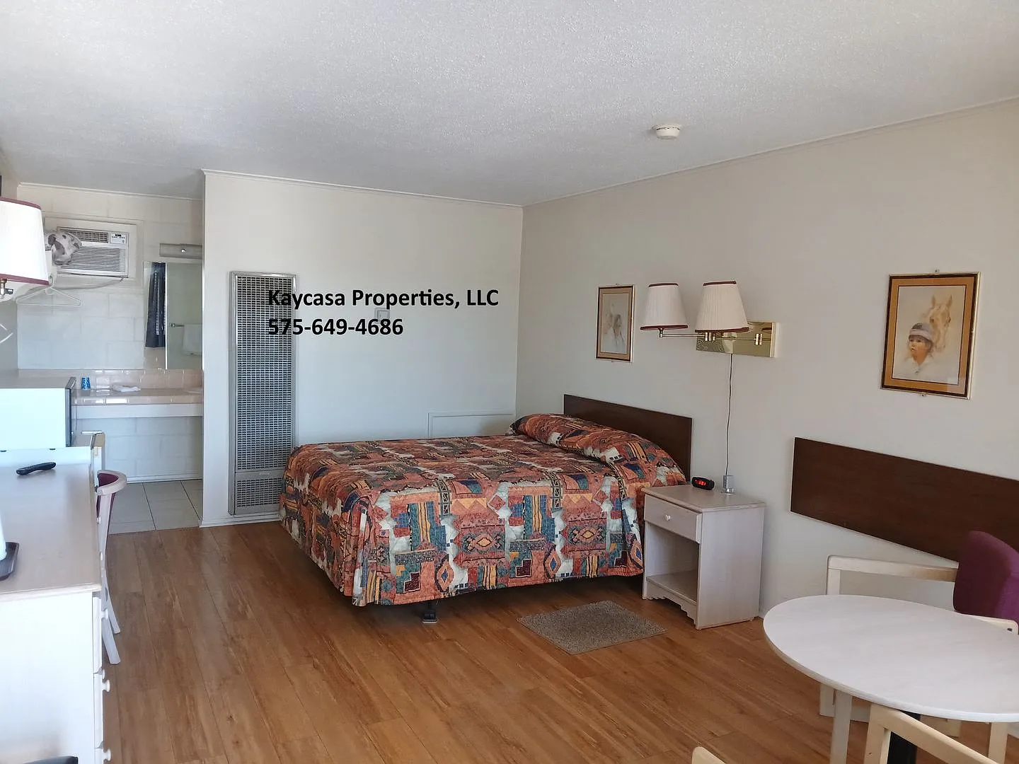 Fully Furnished Studio Apartment — Photo 2
