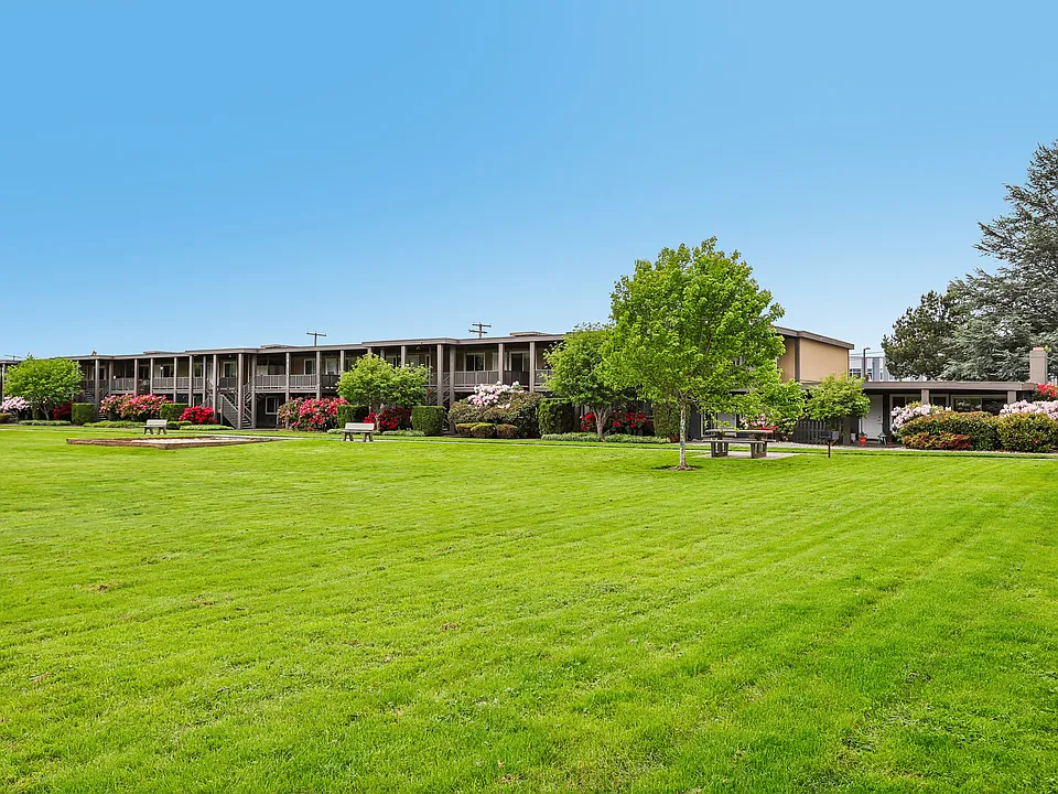 Verandas Apartments