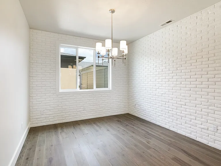4314 E Parkcenter Blvd — Photo 11