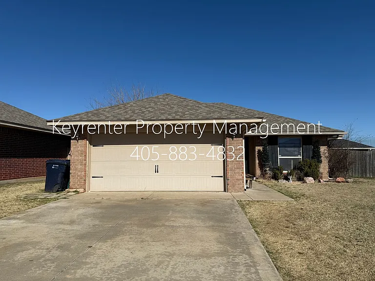 12509 Heritage Oaks Dr — Photo 1