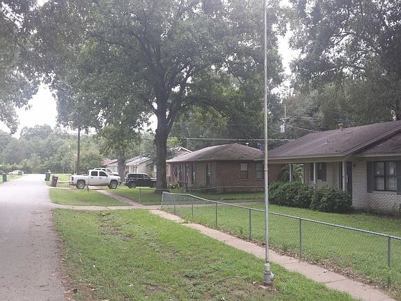 5th image of 1111 Cotton St