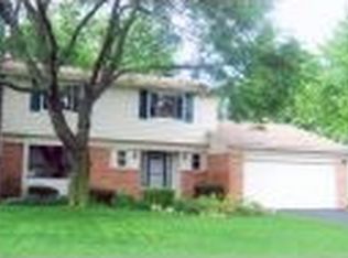 2382 Brabant Dr, Lake Orion, MI 48360